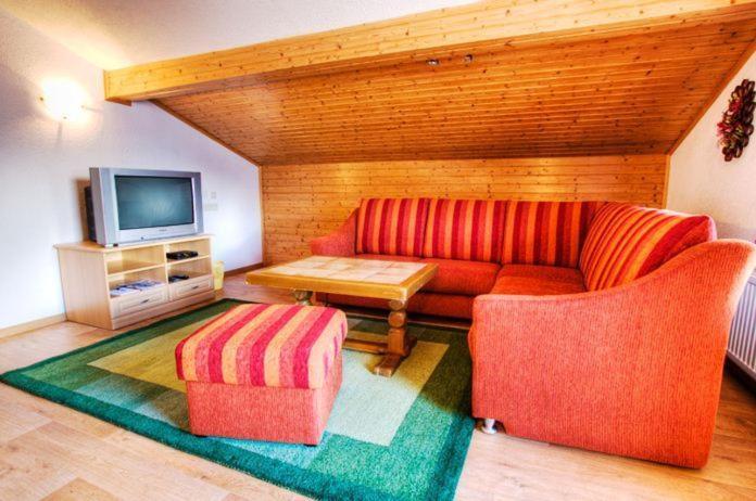 Ferienhaus Bergkristall Pettneu am Arlberg Esterno foto
