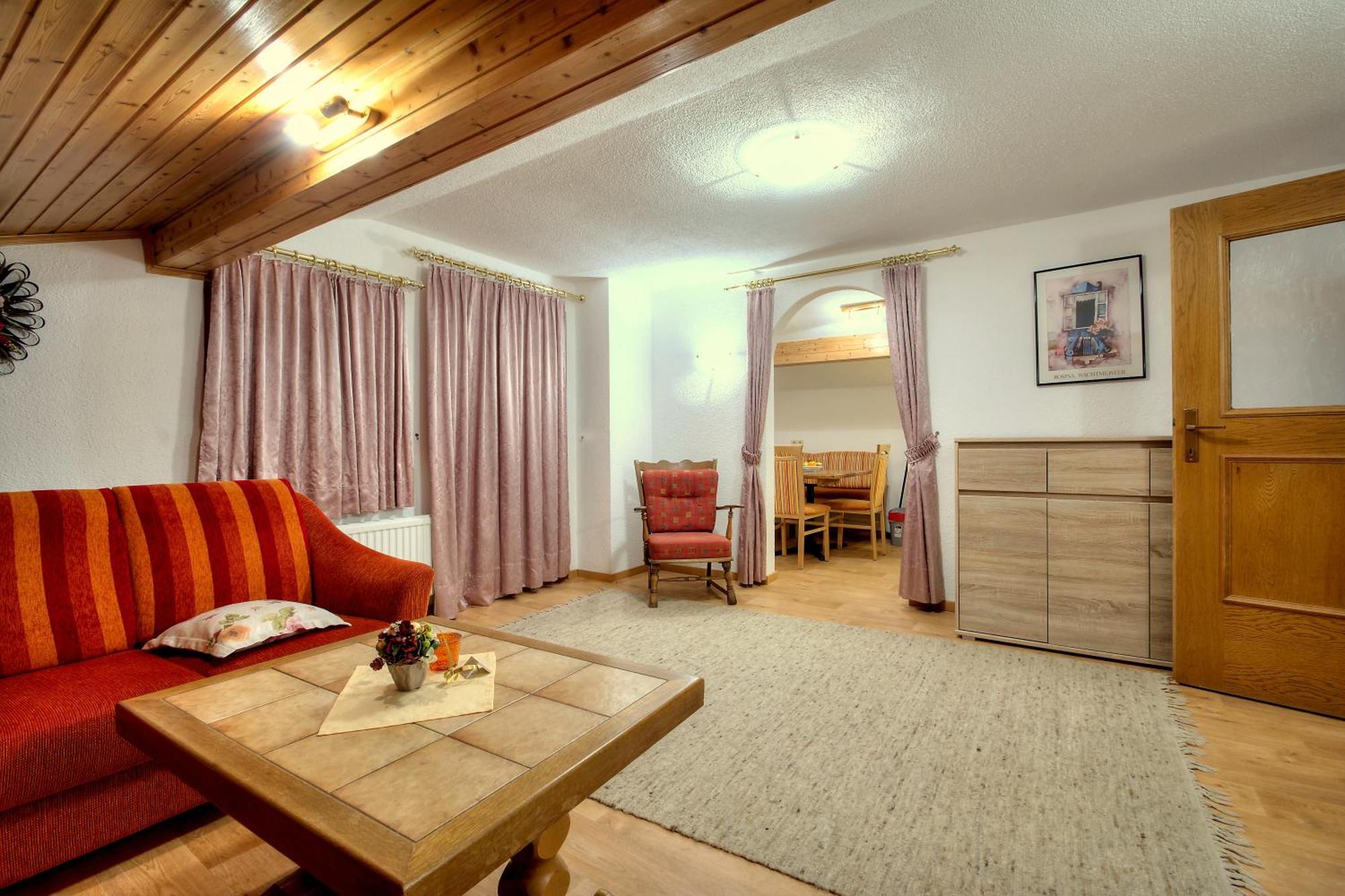 Ferienhaus Bergkristall Pettneu am Arlberg Camera foto