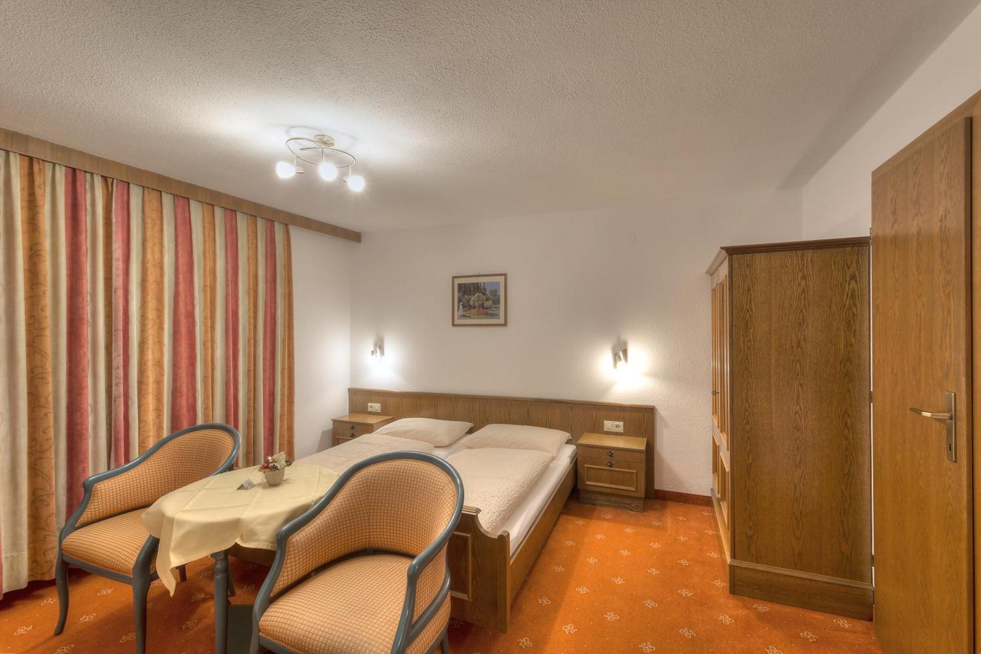 Ferienhaus Bergkristall Pettneu am Arlberg Esterno foto